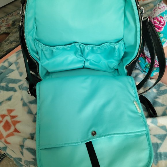 Large Lily Jade Anna - Picture 4 of 5